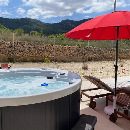 Bed & Breakfast Casa Andmar - Mountain Retreat La Romana