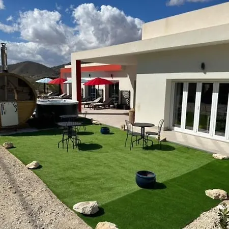 Casa Andmar - Mountain Retreat * La Romana