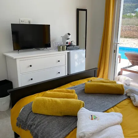 Casa Andmar - Mountain Retreat Bed & Breakfast La Romana