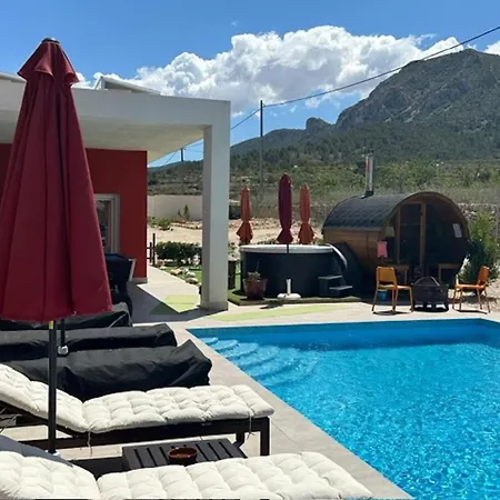 Casa Andmar - Mountain Retreat Bed & Breakfast